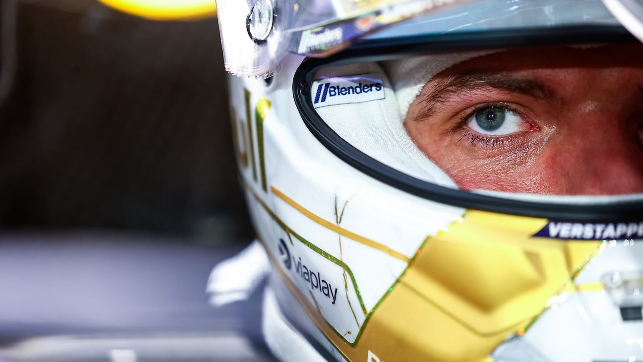 Max Verstappen helm
