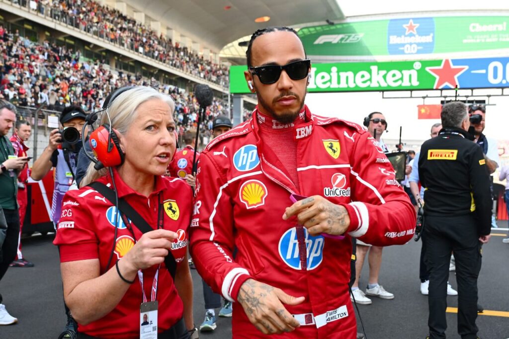 Definitief: ontslag bij Lewis Hamilton