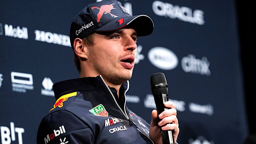 Sergio Pérez doet gewaagde uitspraak over oud-teamgenoot Max Verstappen