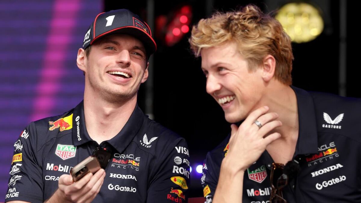 Max Verstappen en Liam Lawson