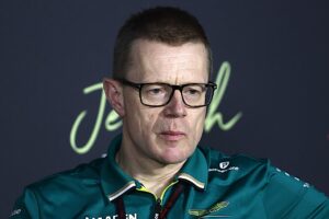 Aston Martin komt met officiële reactie op overstap Max Verstappen