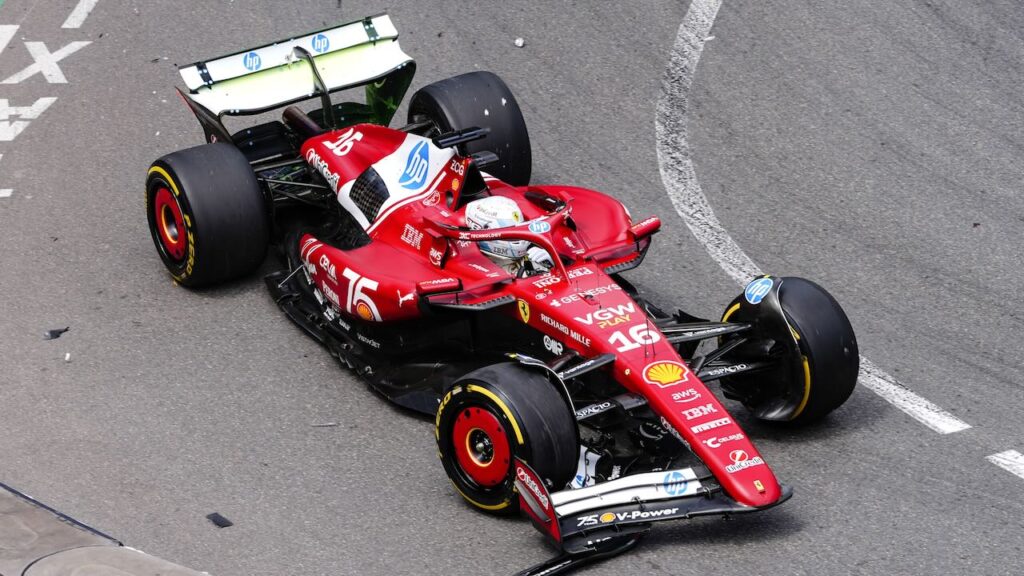 Rode vlag: Charles Leclerc crasht in Monaco na domme fout van collega