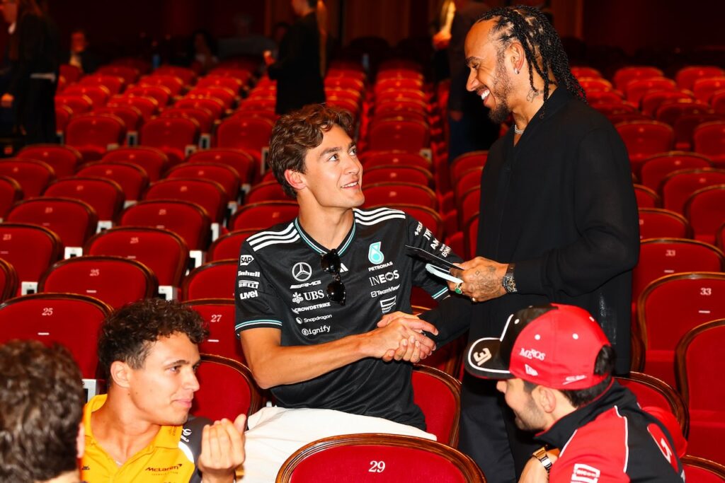 George Russell noemt de coureur die Ferrari volgens hem boven Hamilton had moeten verkiezen