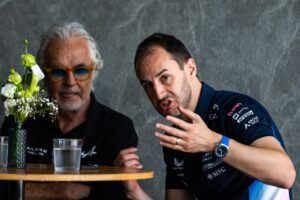 Formule 1-teambaas onthult waarom hij gisteren zijn ontslag heeft ingediend