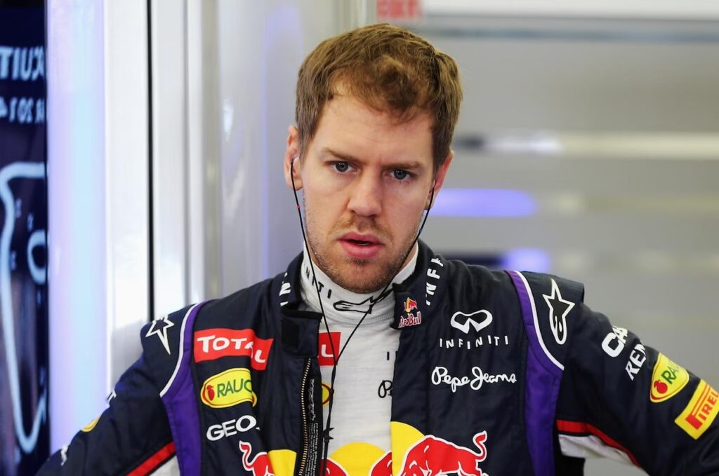 Sebastian Vettel doorbreekt stilte over terugkeer in de Formule 1