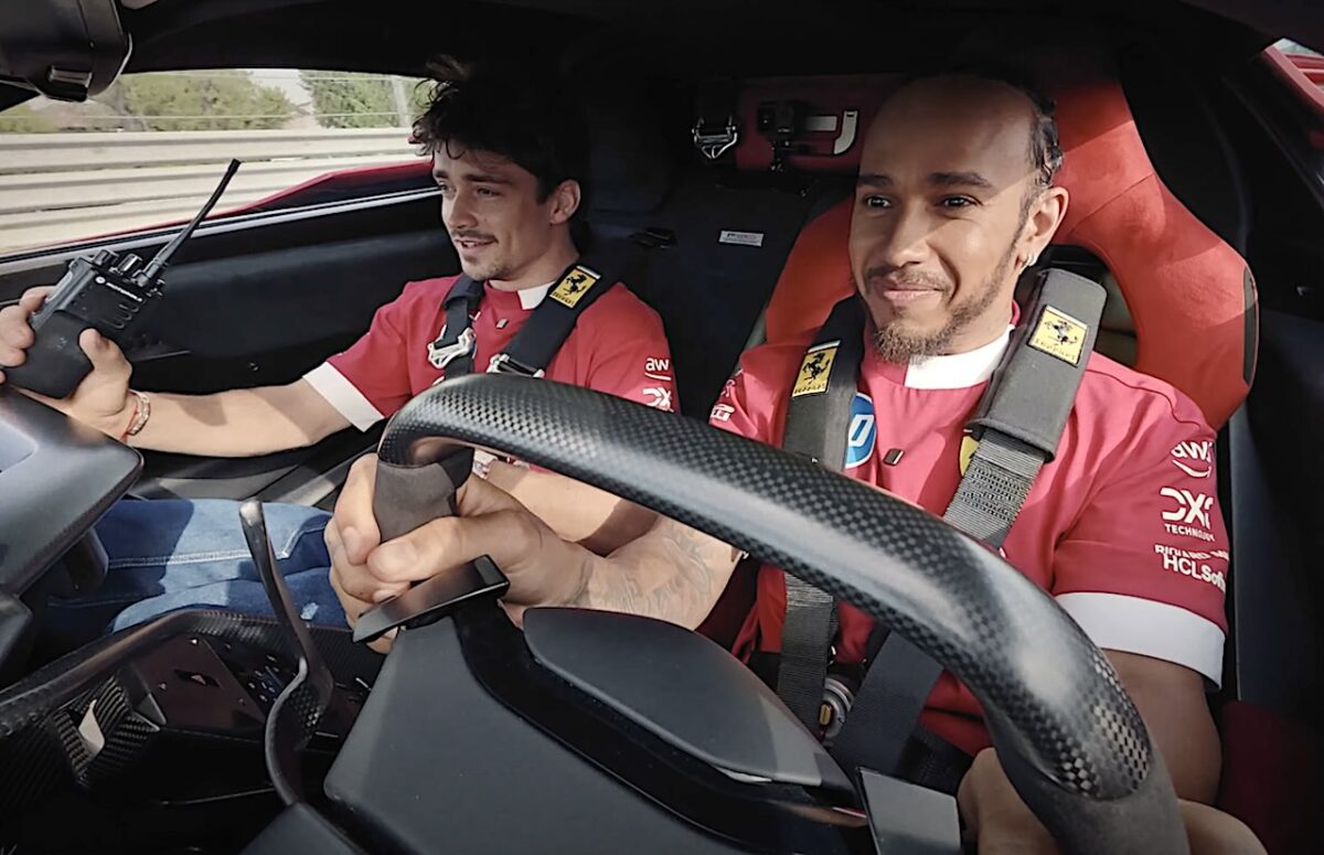 Charles Leclerc en Lewis Hamilton in de Ferrari F80