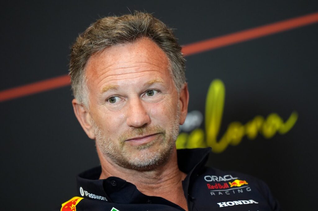 Christian Horner deelt tik uit aan F1-kampioen na opmerking live op tv