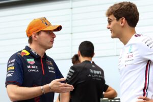 George Russell laat bommetje vallen: vindt dat Max Verstappen terecht geschorst wordt