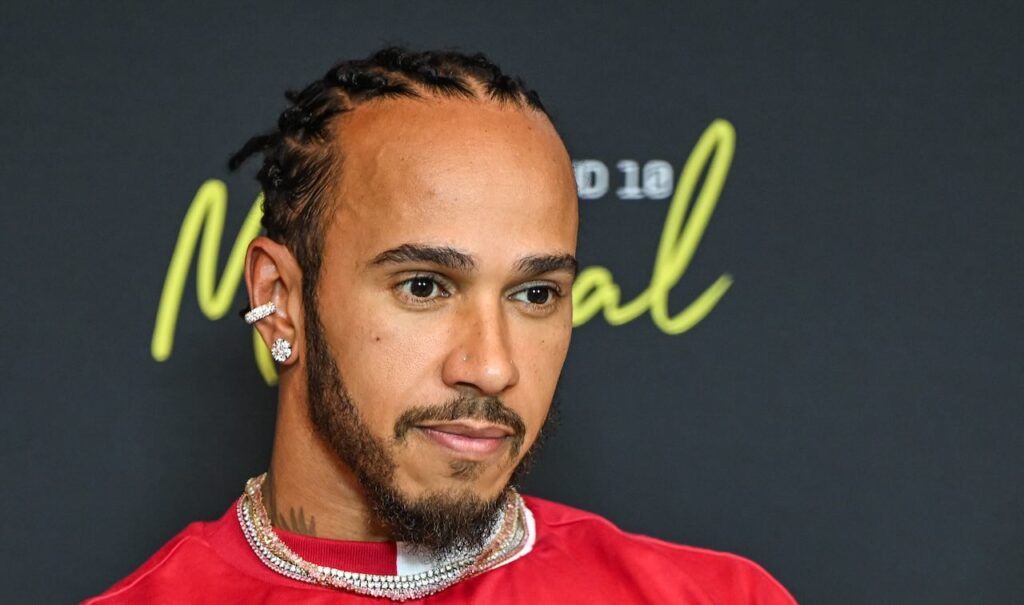 Ferrari grijpt hard in bij Lewis Hamilton