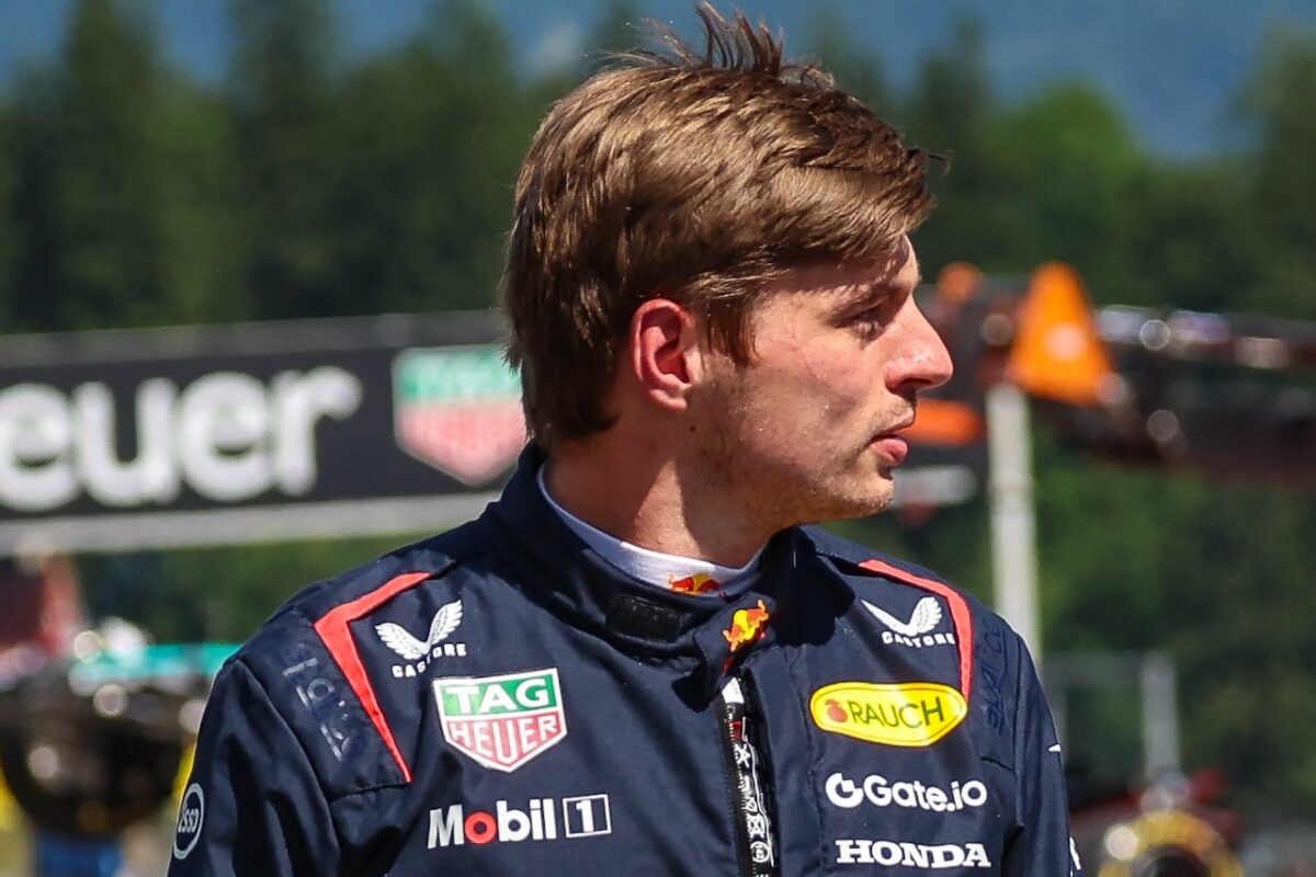 Max Verstappen na zijn crash met Kimi Antonelli