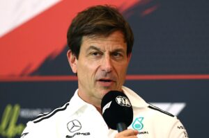 Toto Wolff reageert plotseling op het binnenhalen van Max Verstappen