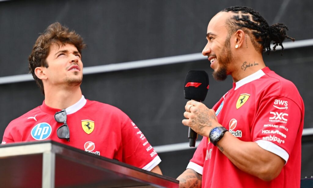 Opmerkingen Lewis Hamiltons over Charles Leclerc bezorgen Ferrari opnieuw hoofdpijn