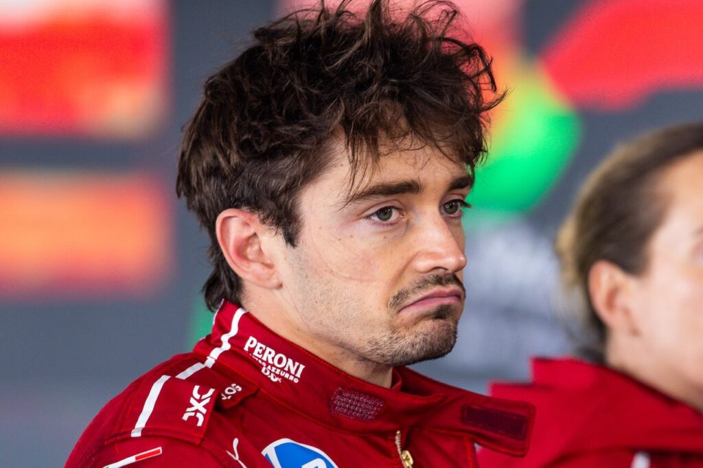 Ferrari-coureur Charles Leclerc zit in de problemen