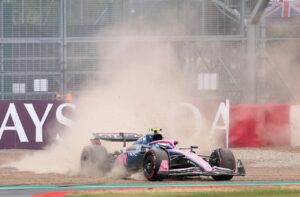 Dwaze actie in Britse Grand Prix kan F1-coureur duur komen te staan