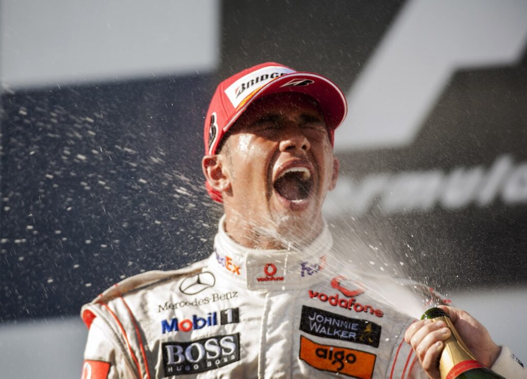 Lewis Hamilton raakt mogelijk zijn wereldtitel kwijt