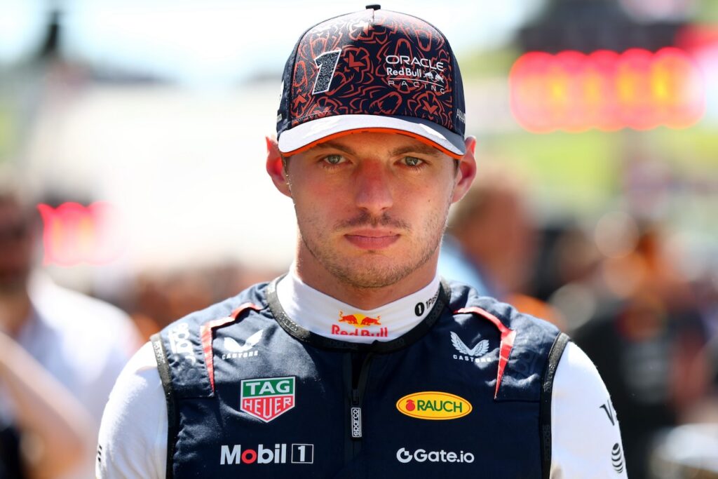 ‘Max Verstappen wordt hiermee overgehaald om voor Mercedes te kiezen’
