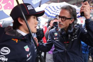 Yuki Tsunoda legt uit waarom hij Max Verstappen heeft verslagen