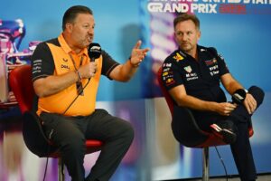 McLaren-baas Zak Brown deelt harde klap uit aan Red Bull