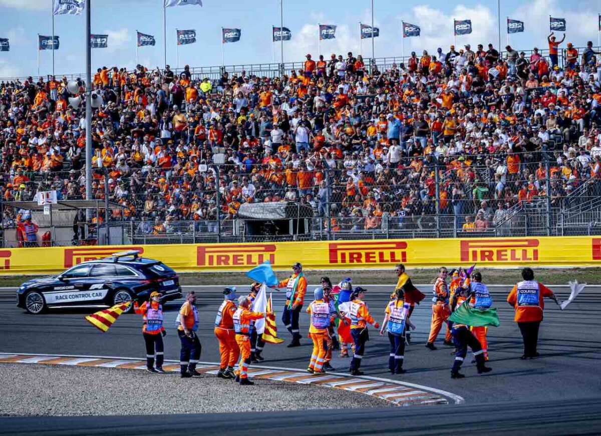 Marshals op Zandvoort tijdens de Dutch GP