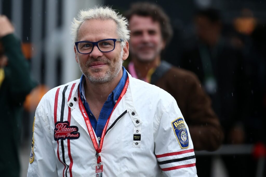 Jacques Villeneuve fileert ‘overgewaardeerde’ F1-coureur na pijnlijke blunder