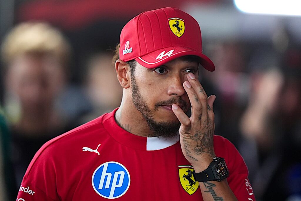Lewis Hamilton opgeroepen om per direct te stoppen met F1