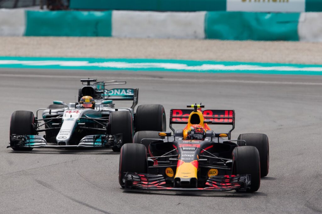 Asfalt brokkelt af in Maleisië, FIA moet ingrijpen voor Grand Prix 