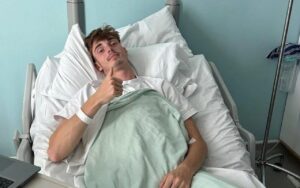 Formule coureur blijkt ernstig ziek te zijn: emotioneel moment live op tv