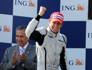 Jenson Button maakt terugkeer in F1-auto