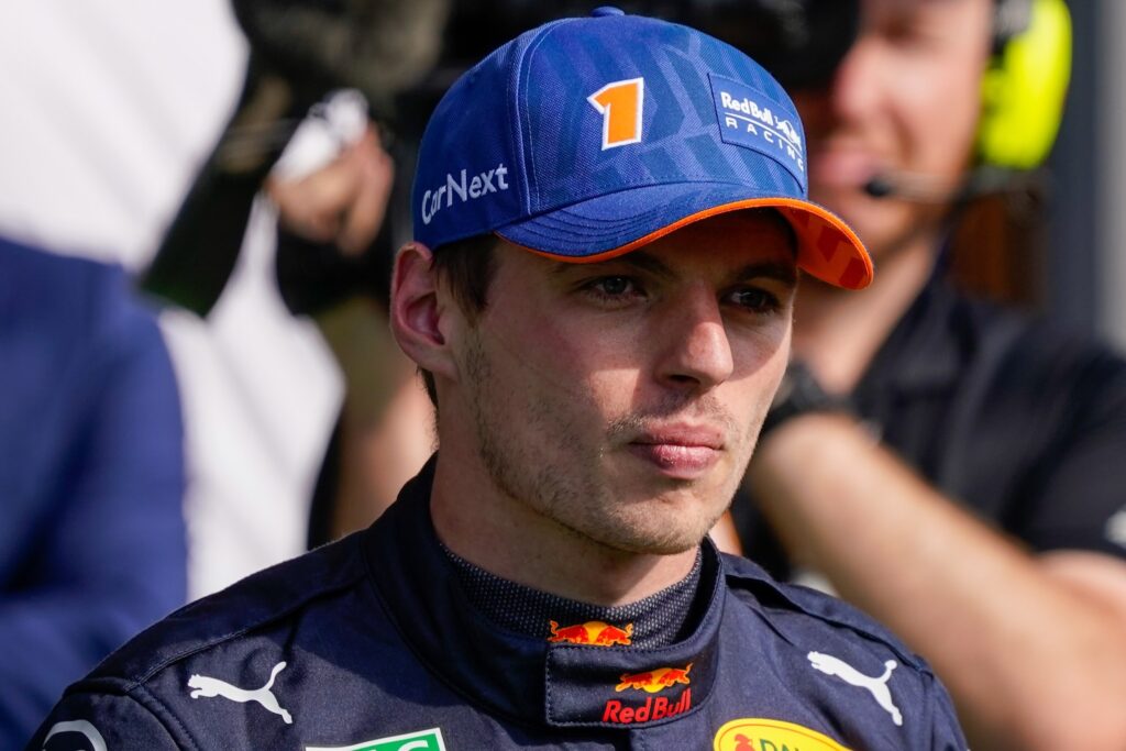 Verstappen ‘de snelste ooit in de Formule 1’ na ‘meedogenloze’ prestaties