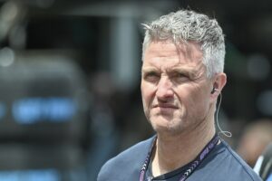 ‘Niet zo aardig’: Schumacher reageert op de kritiek van Marko op Red Bull