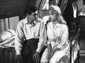 F1-coureur skipt de Monaco GP om met Birgitte Bardot te feesten