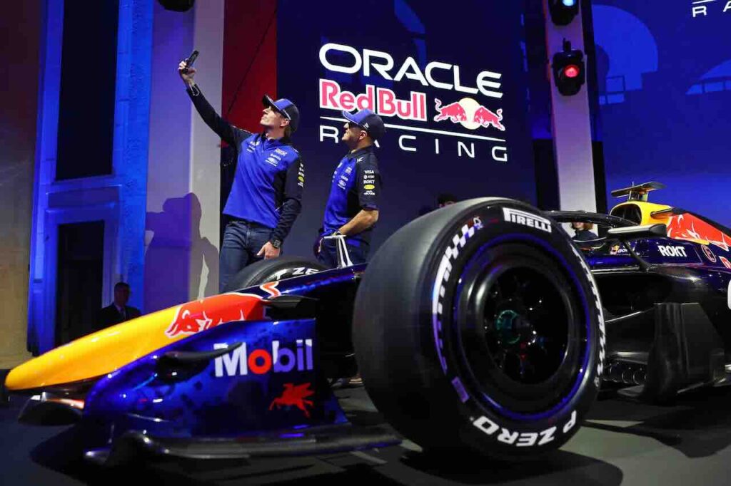 Max Verstappen lyrisch over nieuwe RB22-bolide