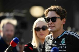 Russell trekt aan de bel: ‘Het is nog erger dan Wolff had gedacht’