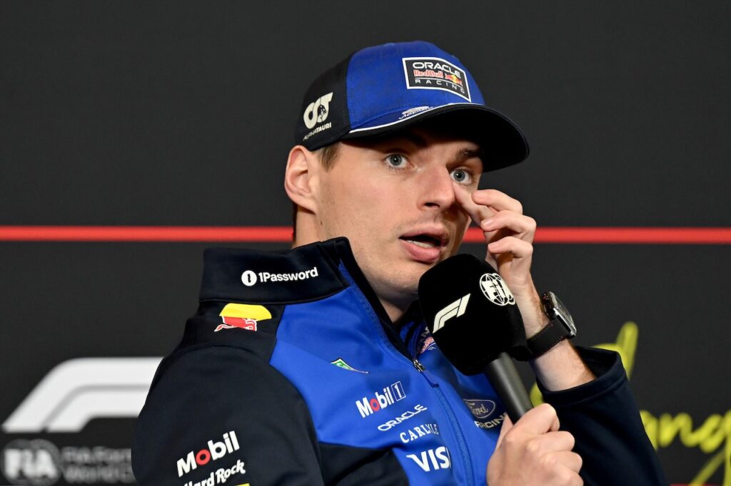 Max Verstappen over FIA-boete van 5.000 EUR: ‘Ik mag niet vloeken!’