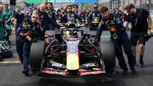 Albers legt vinger op zere plek bij Red Bull-exodus: ‘Dit doet écht pijn’