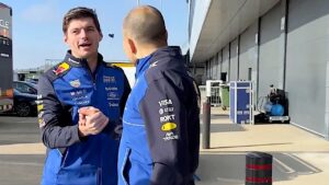 Verstappen weer herenigd met Lambiase na heftig nieuws: ‘Max gaat weg’