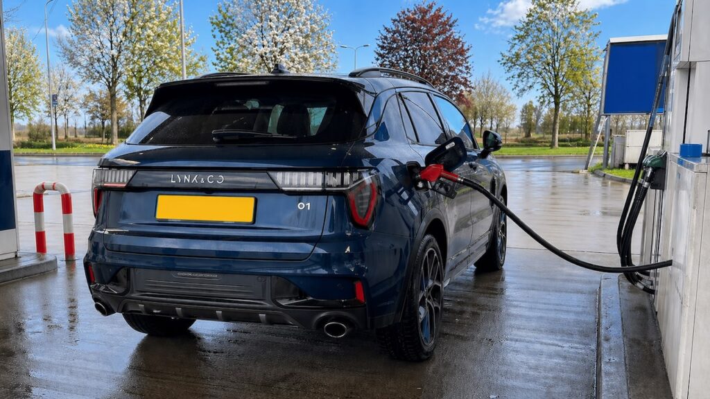 Vanaf nu komt er andere benzine uit de pompstations in Nederland