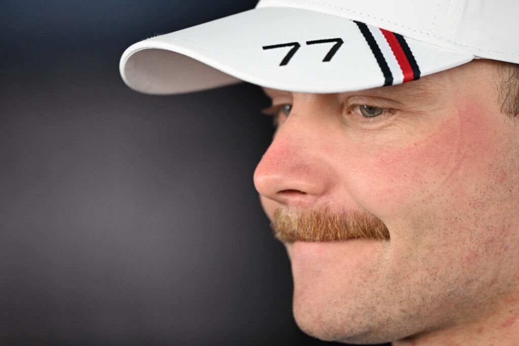 Cadillac werd misleid door Valtteri Bottas en betaalt daar nu de prijs voor