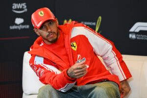 Lewis Hamilton maakt einde aan geruchten en Oliver Bearman reageert direct