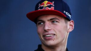 Vandaag tien jaar geleden: Max Verstappen wordt naar Red Bull gepromoveerd