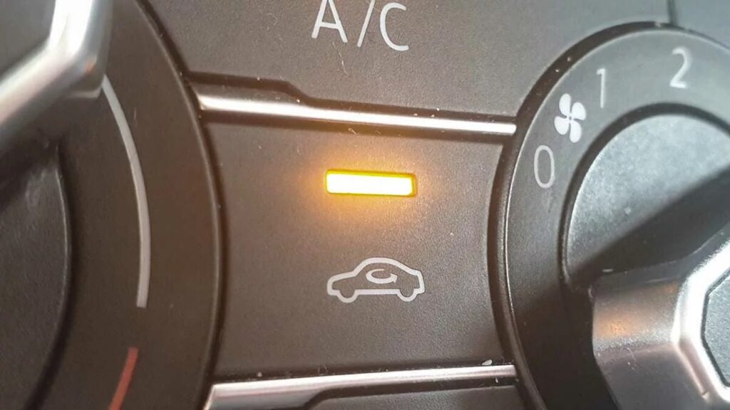 Airco in de auto: wie dit doet, riskeert een boete van 80 euro