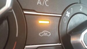 Airco in de auto: wie dit doet, riskeert een boete van 80 euro