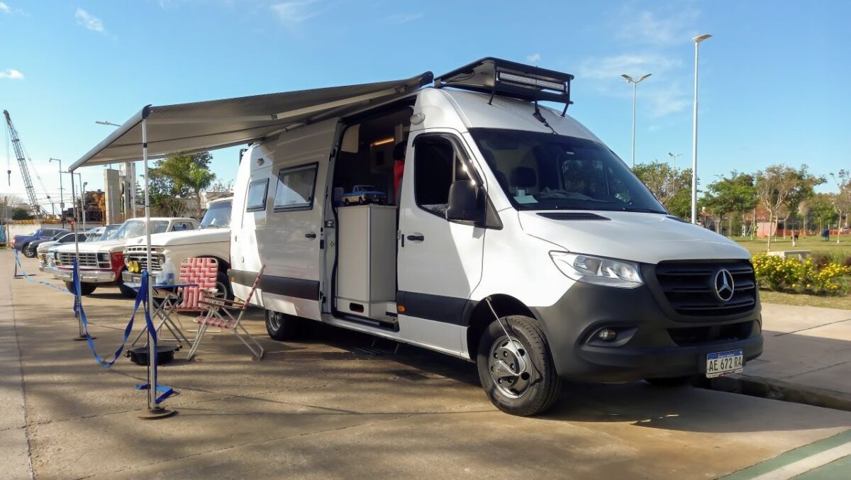 Camper