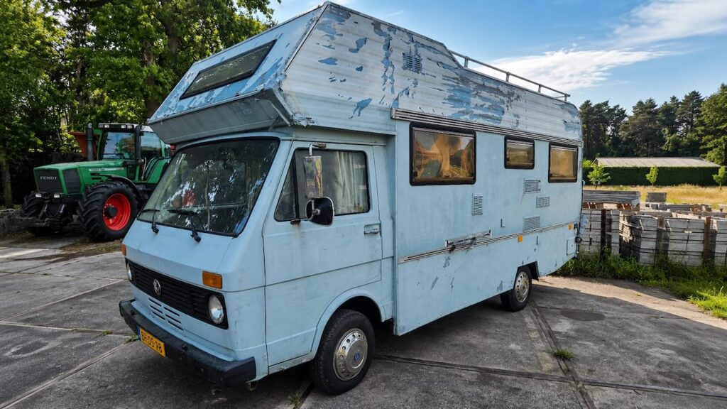 Voor 2.000 euro koop je al een camper op Marktplaats