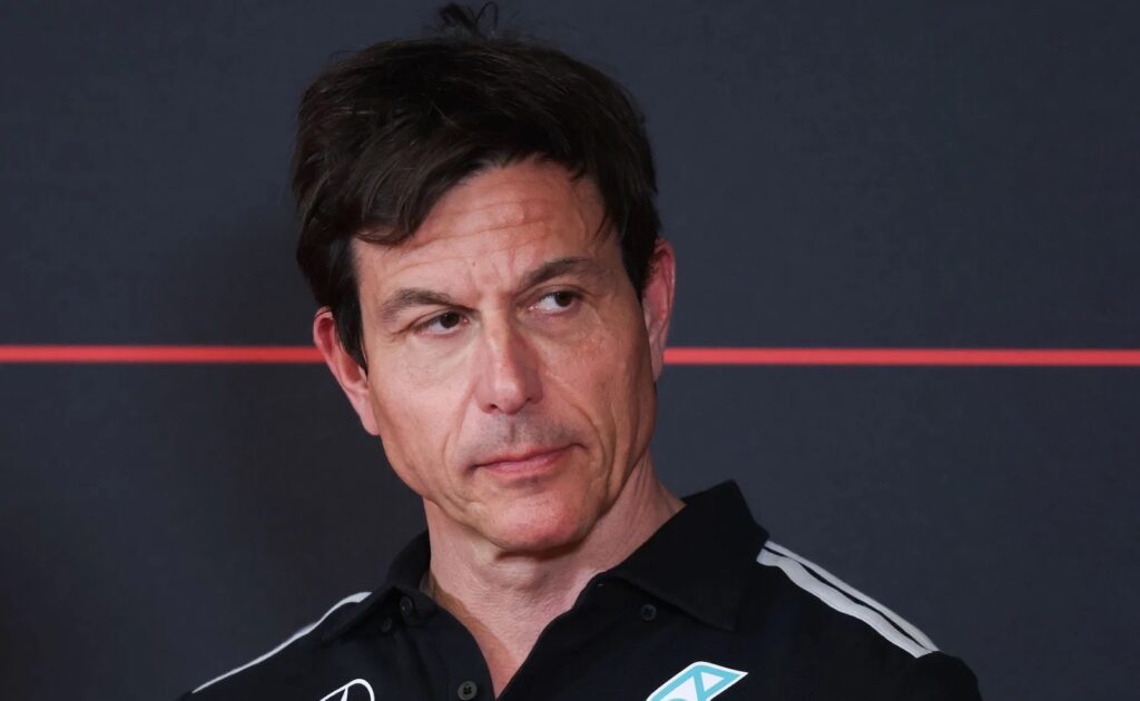 Toto Wolff schakelt advocaten in na FIA-besluit: ‘We moeten het proberen’