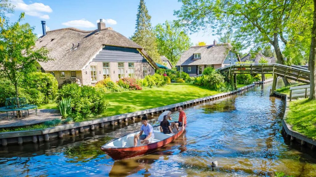 Deze 10 kleine steden worden beschouwd als de mooiste van Nederland