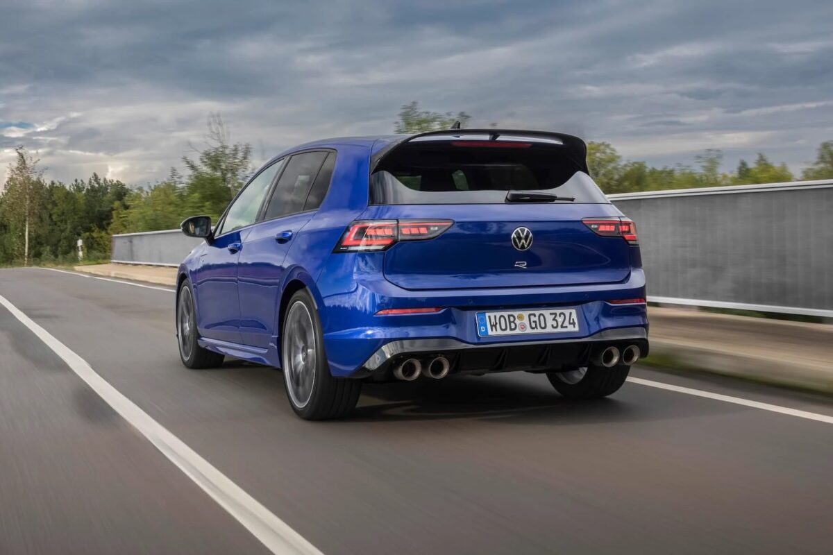 Volkswagen verbiedt een bepaalde soort benzine in zijn eigen auto’s