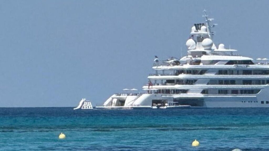 Amerikaanse ambassadeur verruilt ambtswoning voor superjacht van 117 meter