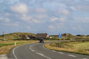 Veel automobilisten kennen deze regel niet: boete van €335 en mogelijk rijbewijs kwijt