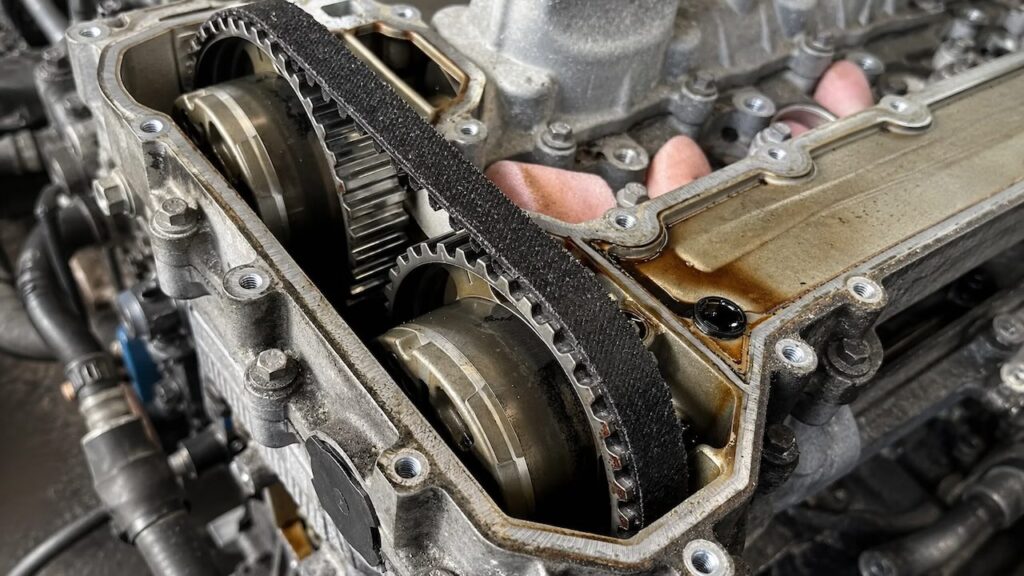 Stellantis trekt de stekker uit fabriek waar beruchte PureTech-motor werd gebouwd